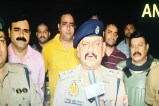 सरयू नहर के पास तार चोरी की वारदात रोकने पहुंची पुलिस पर फायरिंग, जवाबी कार्रवाई में एक बदमाश घायल (फोटो सोर्स : भाषा संवाद WhatsApp News Group)
