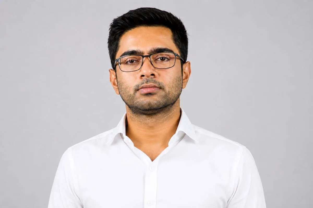 जमीन हड़पने के मामले में सांसद अभिषेक बनर्जी के खिलाफ जांच के आदेश। फोटो-IANS