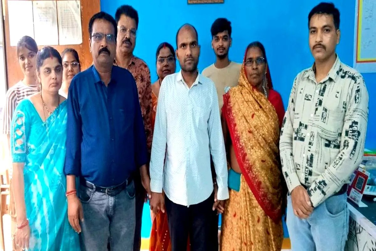 Mother and Son Story from Ratlam