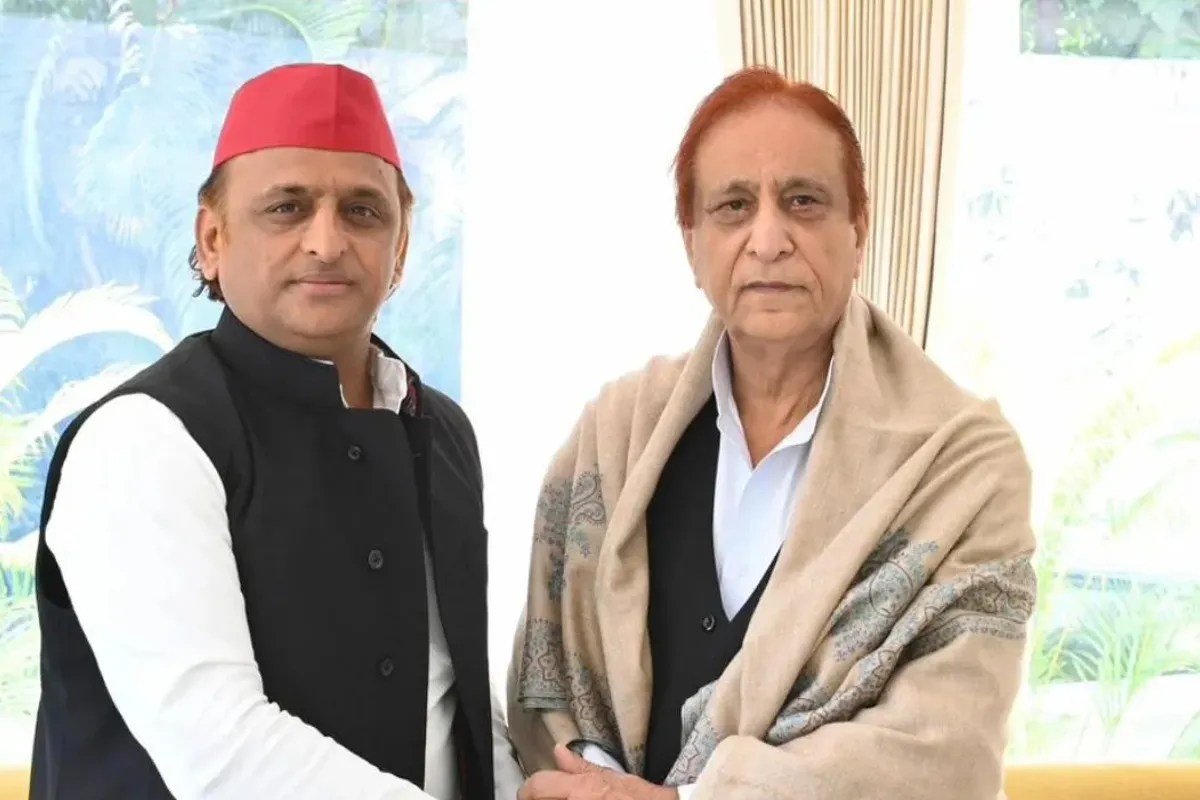 azam khan and akhilesh yadav