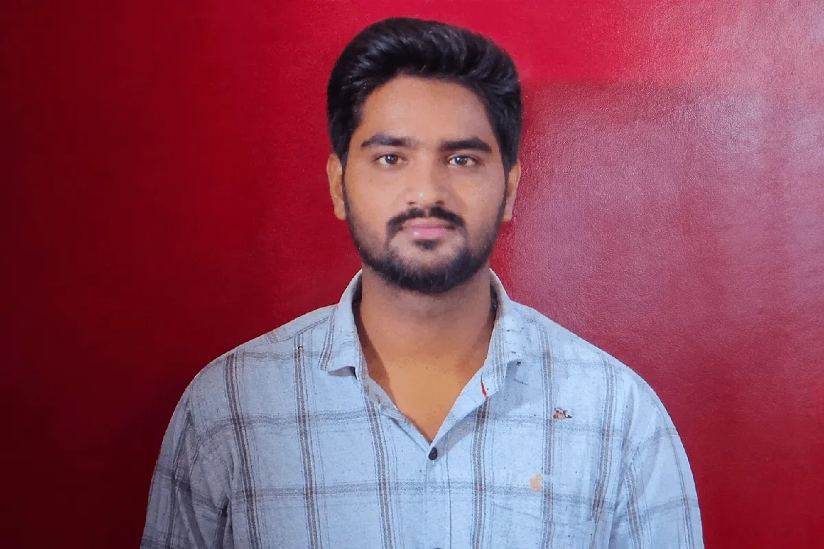 bhitarwar missing youth phone bag found near parvati river