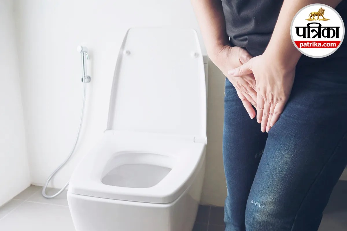 blood in urine causes,painful urination and blood,bladder cancer symptoms,
