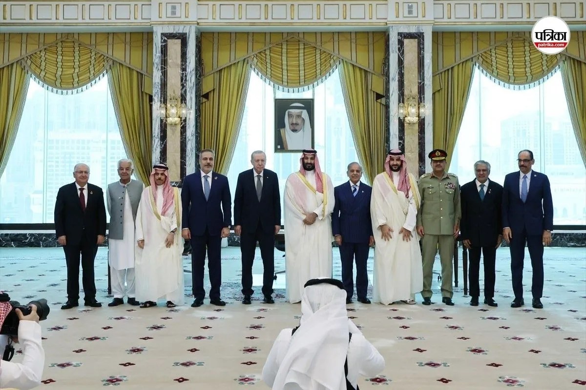 defense agreement in Mecca.