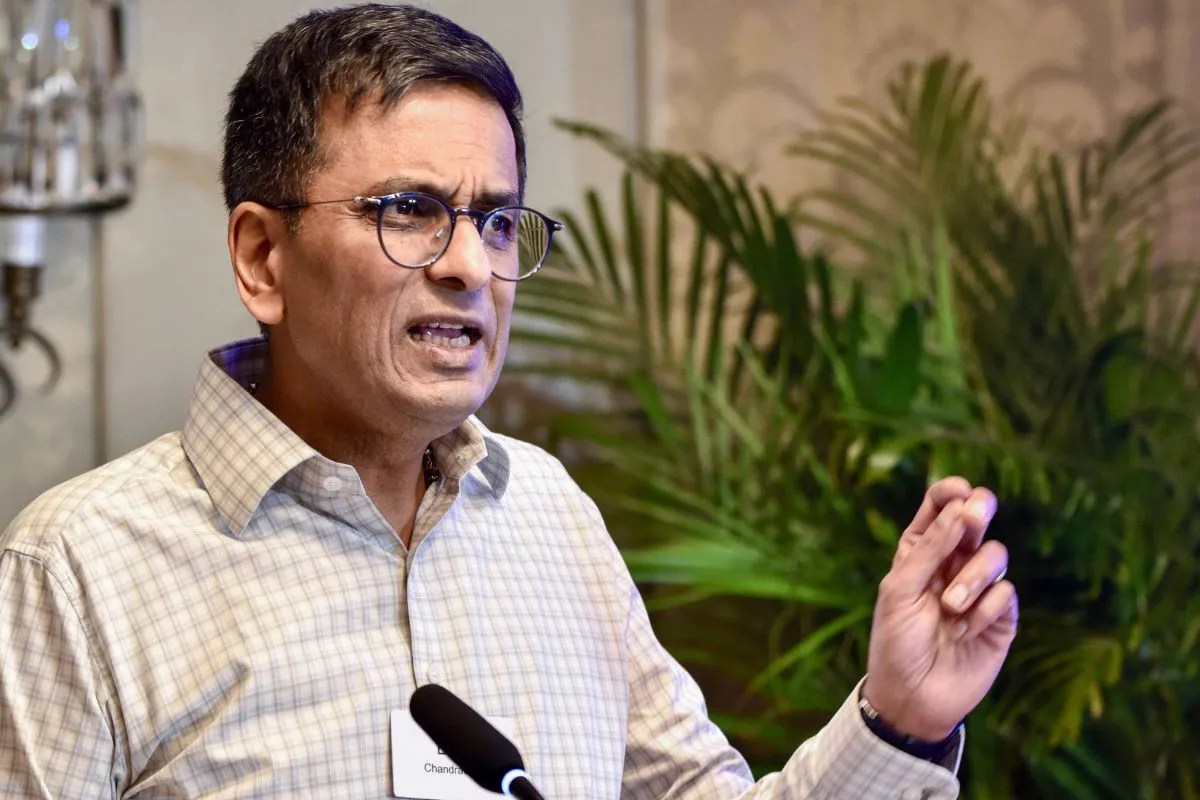 DY Chandrachud update news