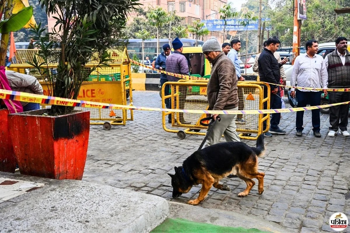 Father Kills Schizophrenic Son Delhi