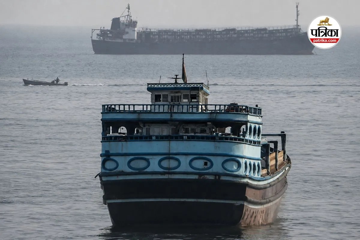 Iran War Live, Strait of Hormuz, Houthi Tanker Attack