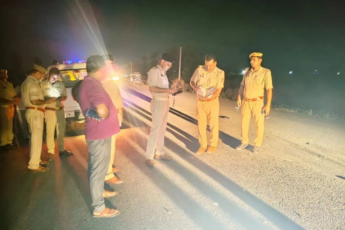 Up news, accident news, mahrajganj news,