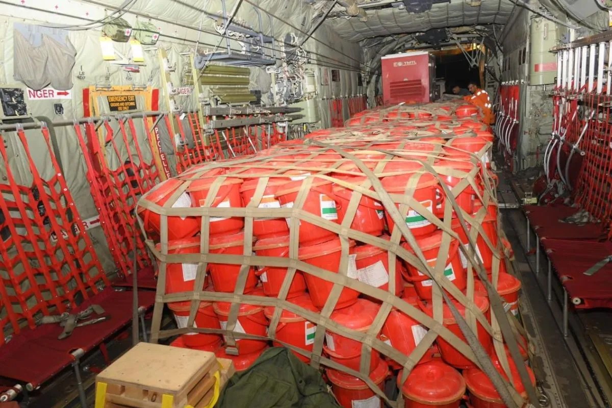 India sends aid to Nepal flood victims.