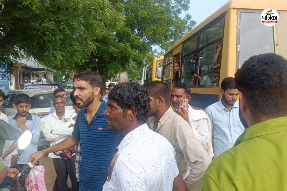 Jaipur School Bus -1