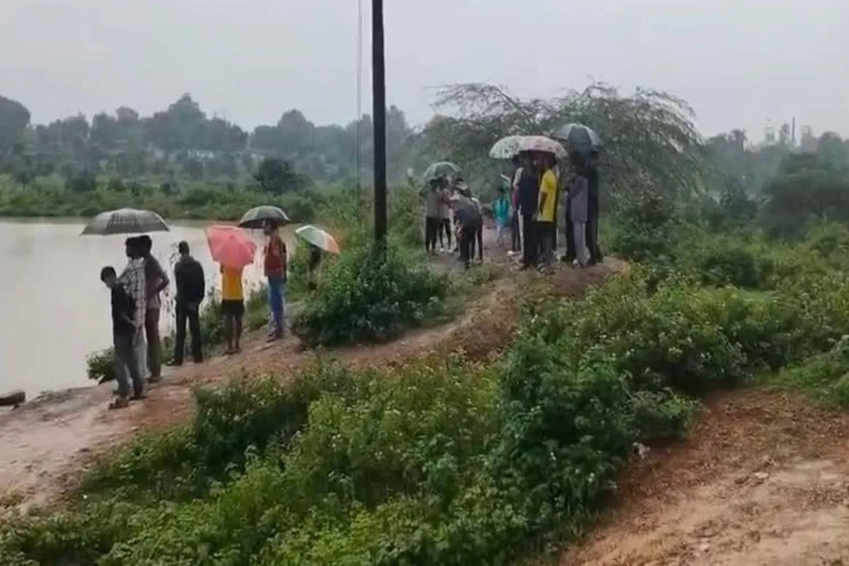 4 children drowned in pond