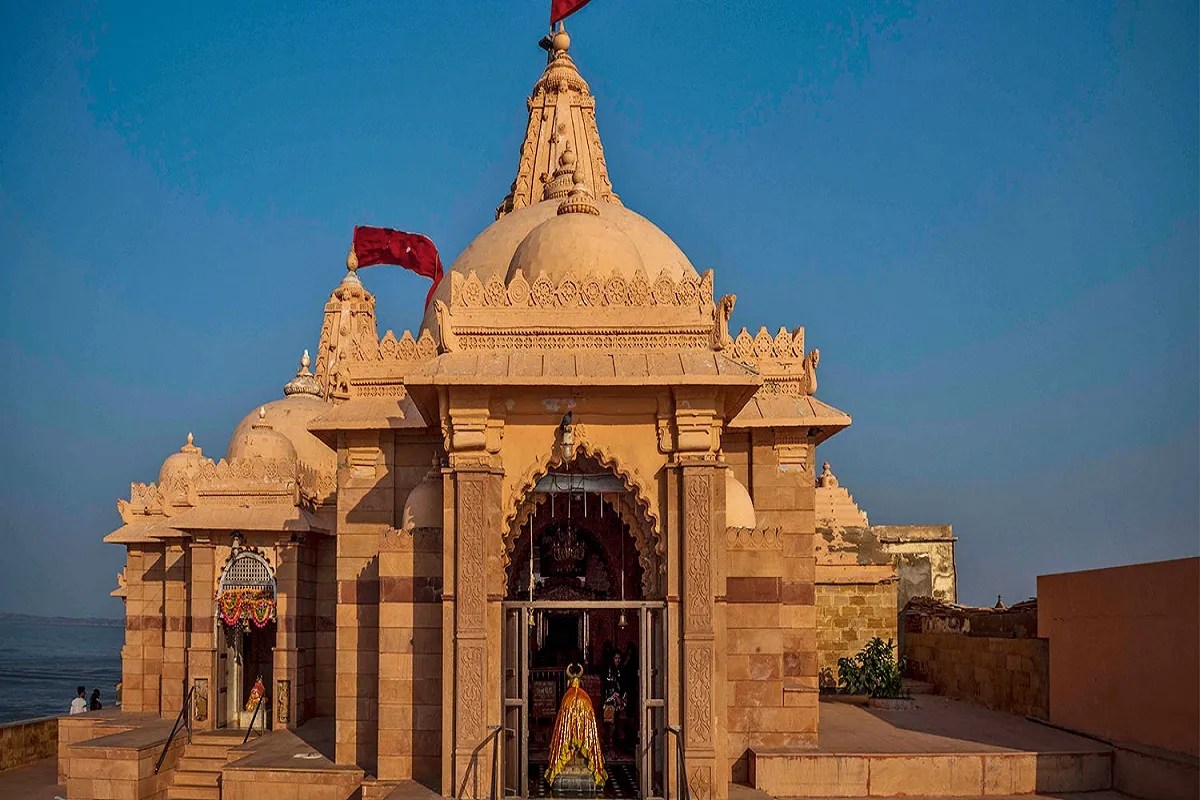 Koteshwar Mahadev Temple A Sanctuary of Faith Between Sea and Desert