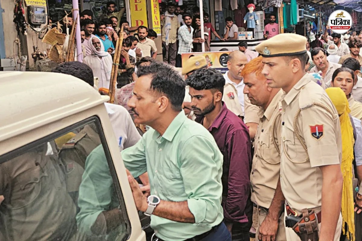Lalsot hotel police raid