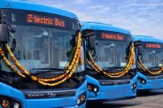 Electric buses: शहर में चलेंगी 10 इलेक्ट्रिक बसें (Photo Source -AI)