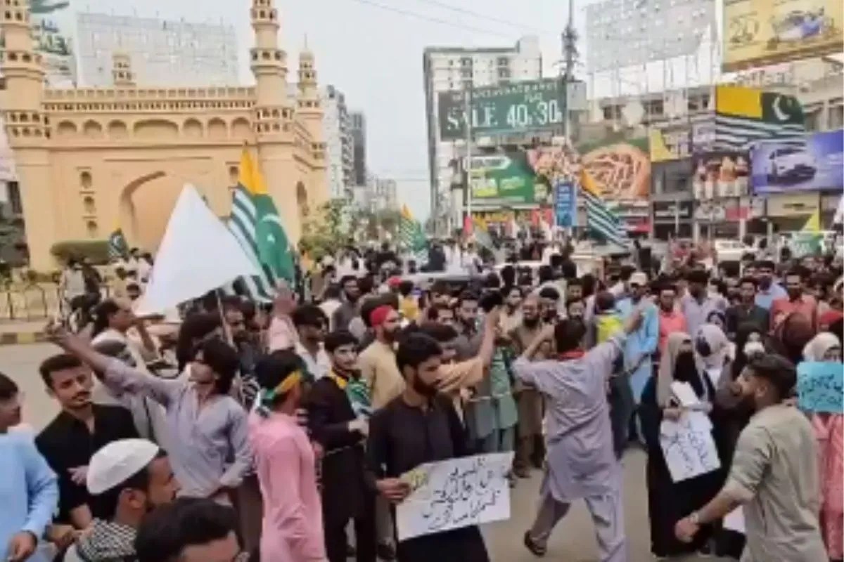 Pakistan occupied Kashmir crisis