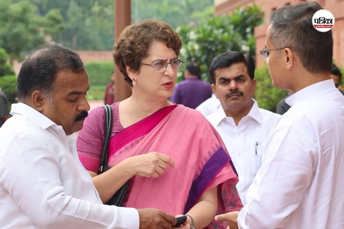 Priyanka Gandhi Mukesh Dalal clash