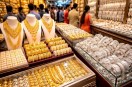 चांदी खरीदते समय हॉलमार्क, शुद्धता और बिल की जांच करना बेहद जरूरी (फोटो सोर्स : AI)