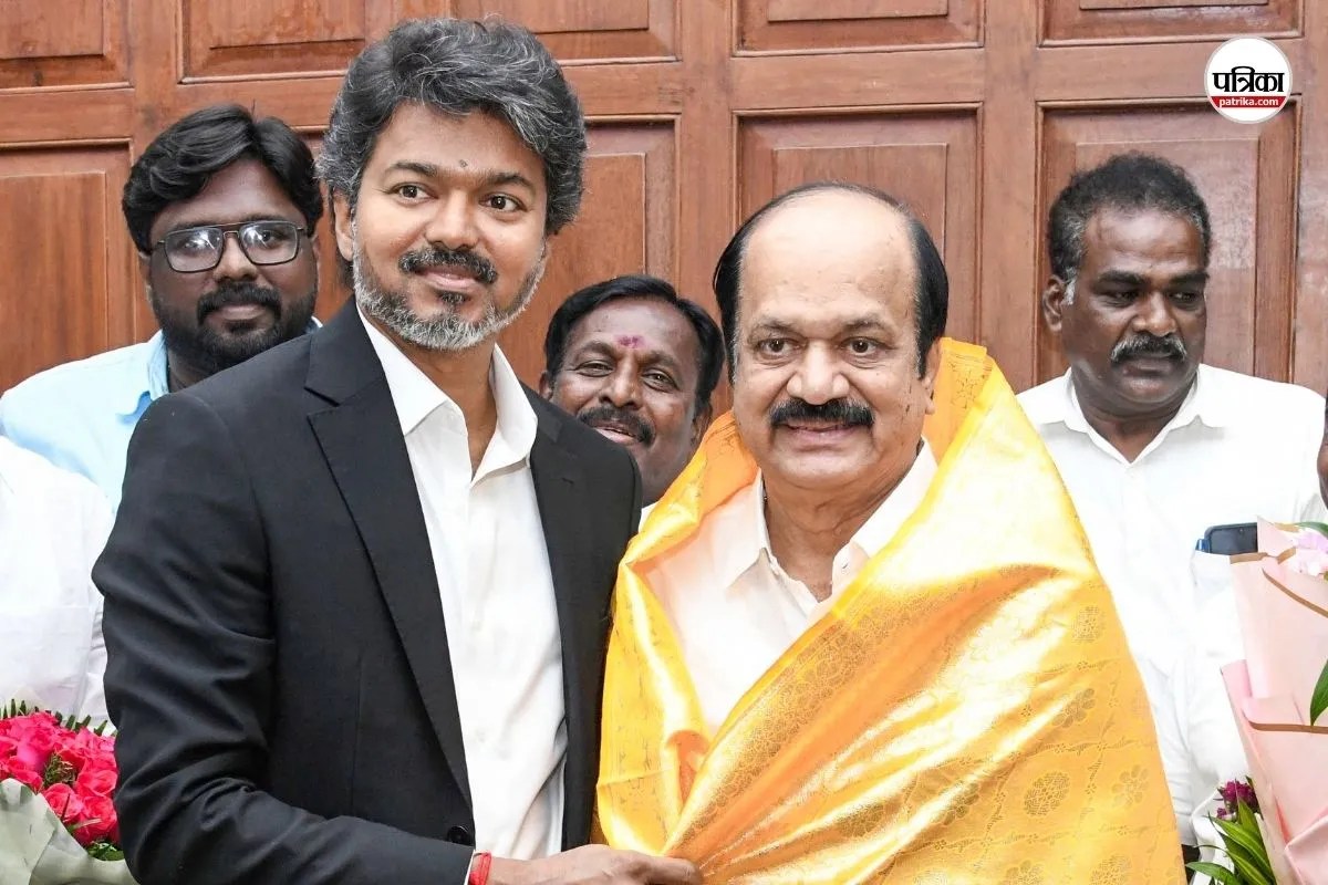 Women activists oppose Prabhakar