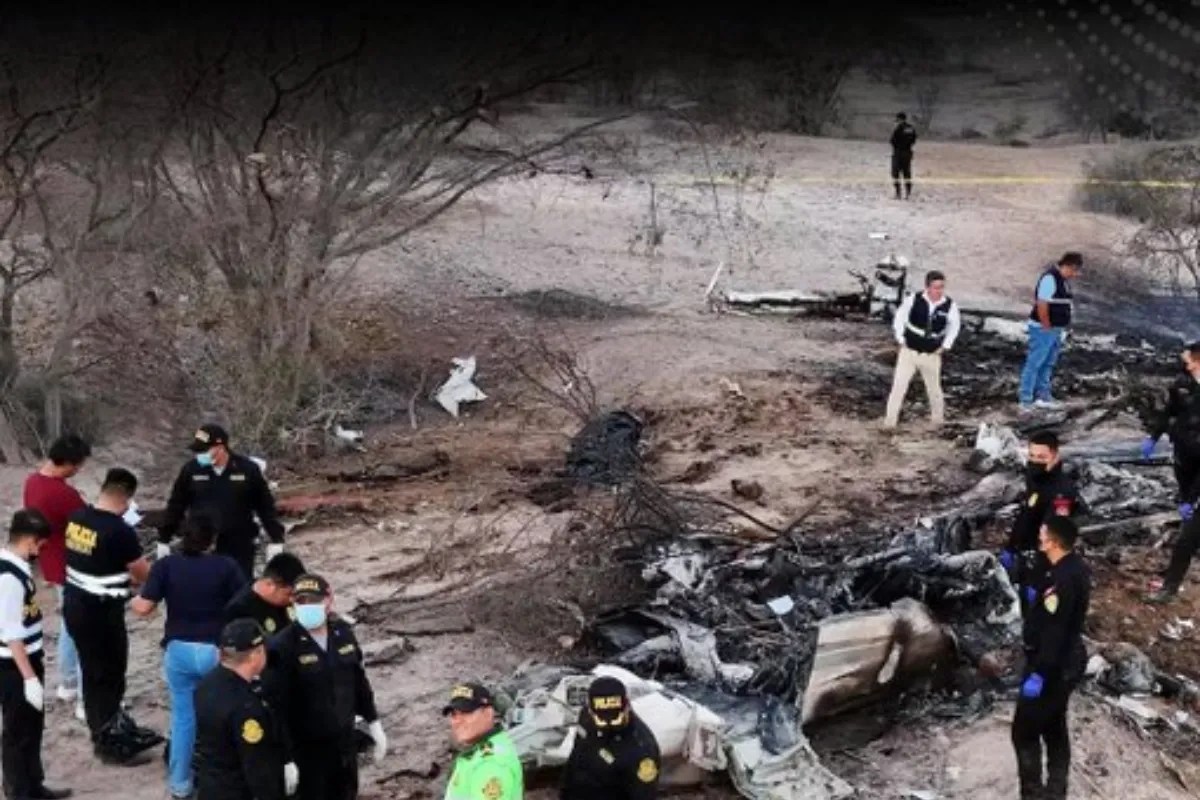Tourist Plane Crashes in Peru