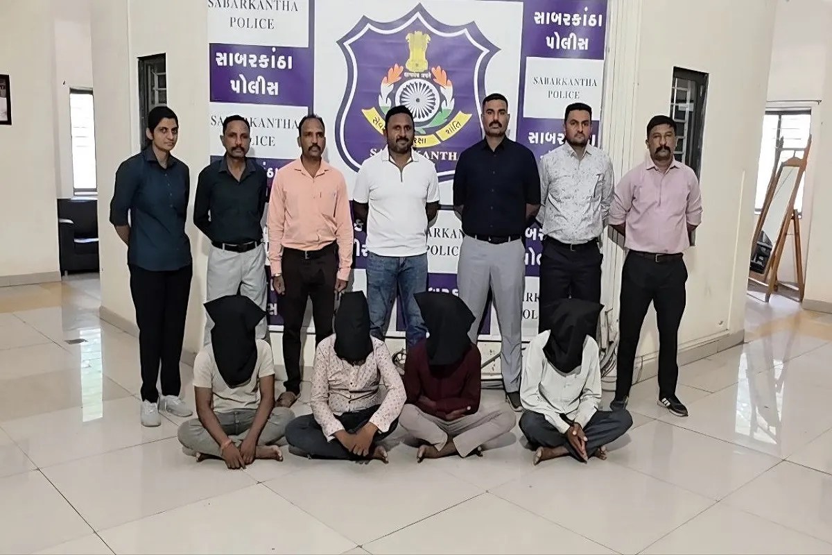 Five members of a gang arrested while attempting to sell a newborn baby girl near Rajpur, Himmatnagar