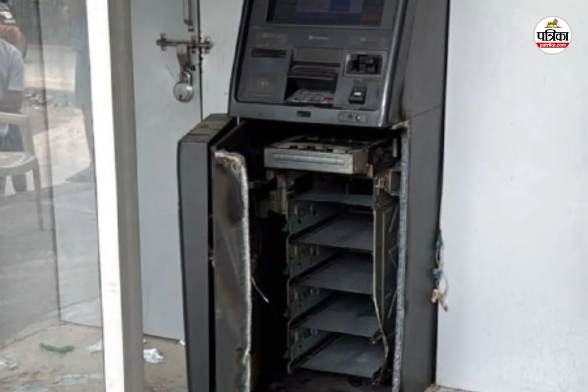 Criminals SUVs robbed bank ATM filmy style Jaipur Police suspect Mewat gang