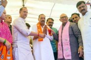 ex chairman vinod batta and 18 councillors join bjp