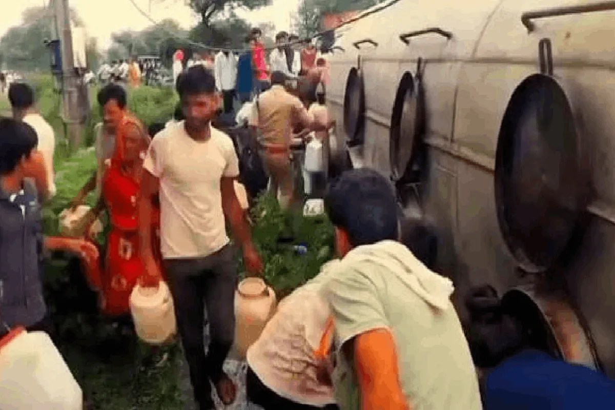 बीनागंज में खाद्य तेल समझकर तारपीन लूटा