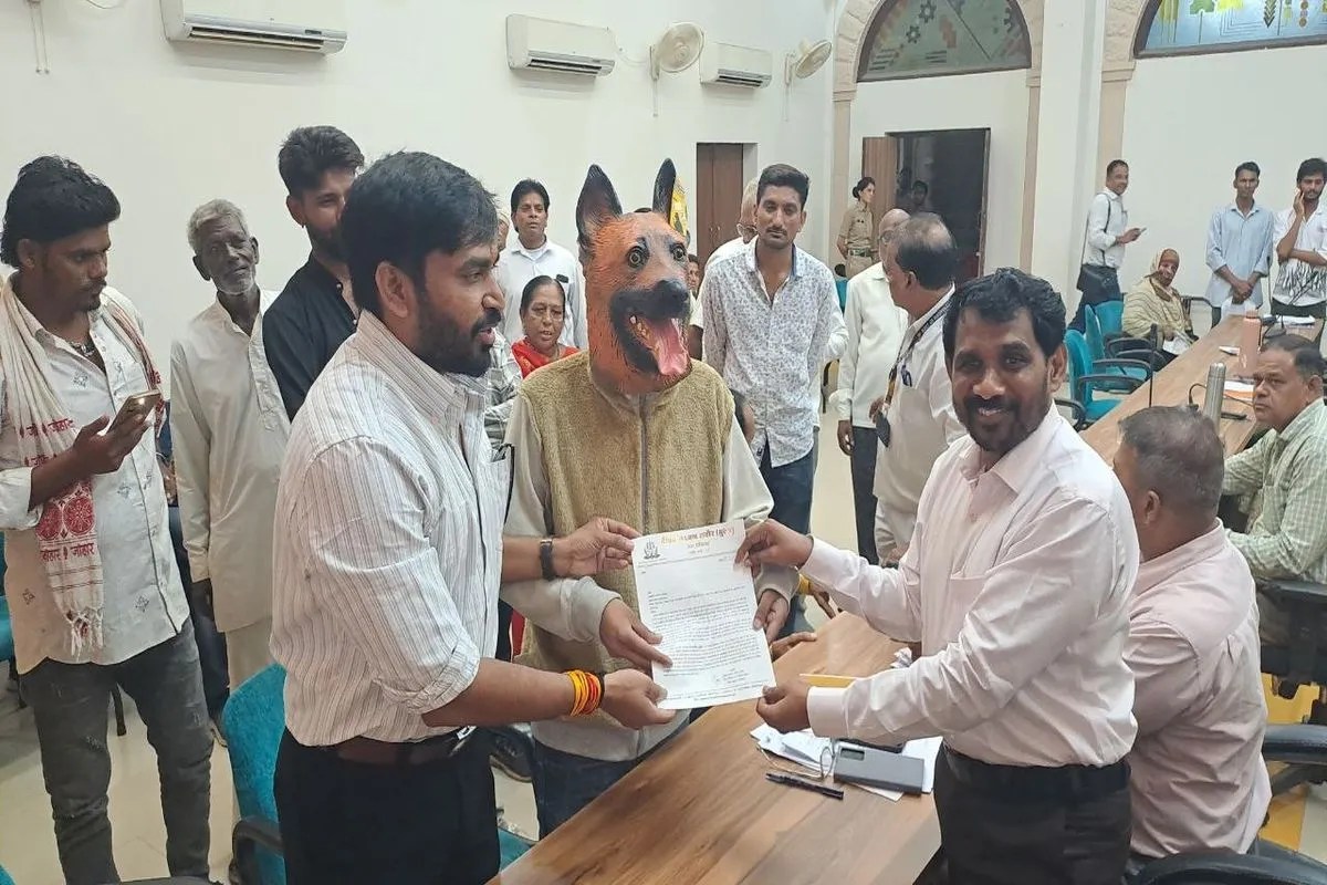 नेता प्रतिपक्ष मुल्लू राठौर ने एडीएम काशीराम बड़ोले को ज्ञापन दिया