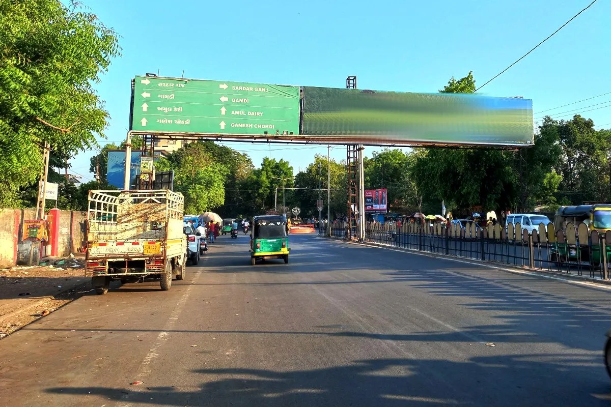 New Gantry Gates