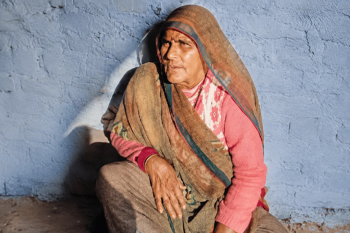 rakshabandhan sister accident brother waiting home