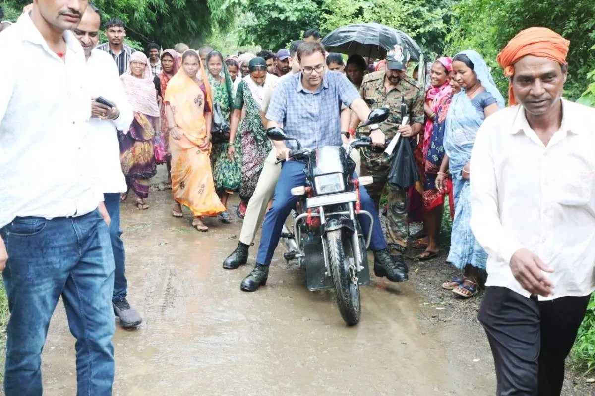 katni collector ashish tiwari