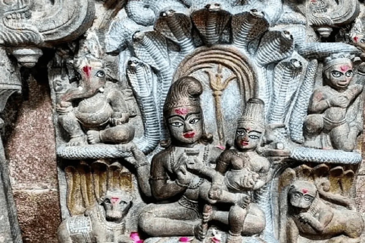 नागचंद्रेश्वर मंदिर