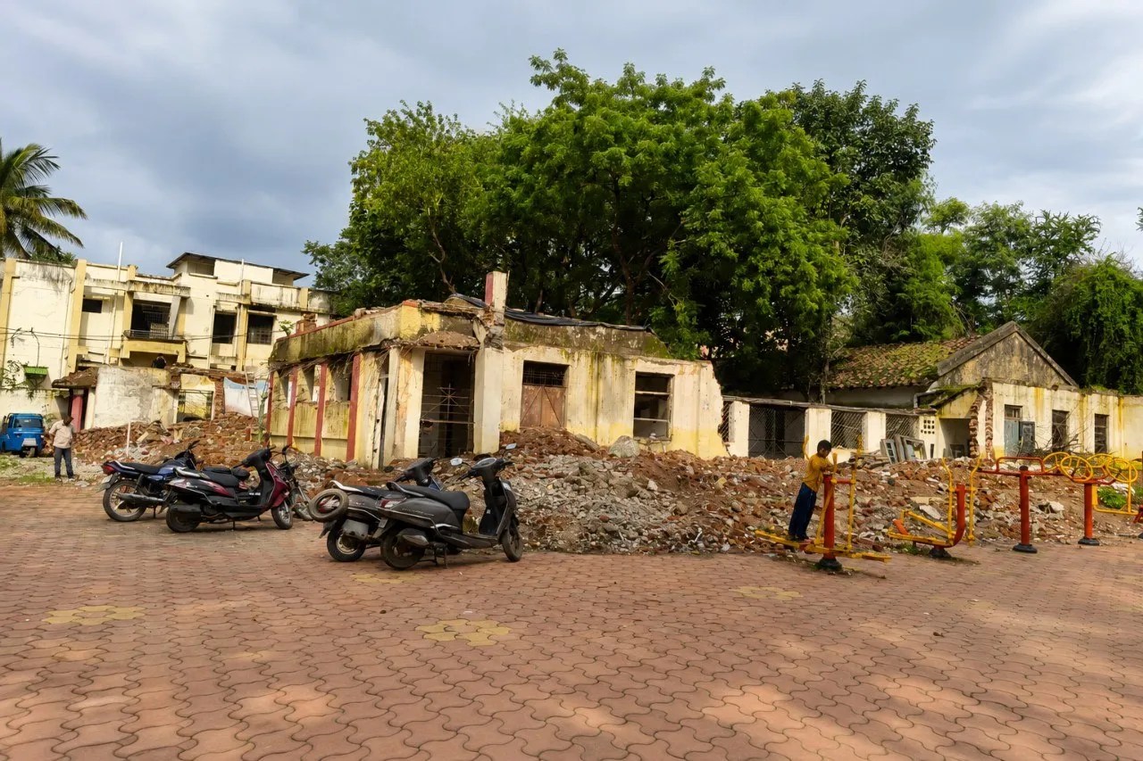 dilapidated schools are not being repaired