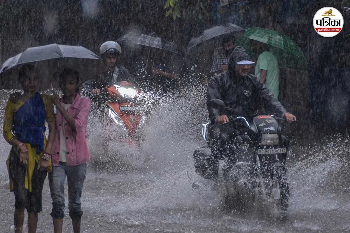 up weather heavy rain yellow alert 4 7 august