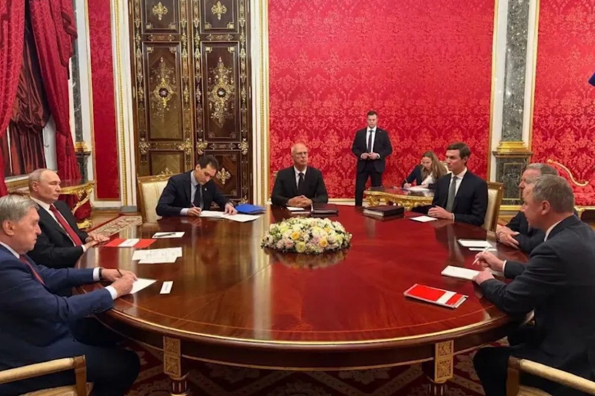 Vladimir Putin meets Steve Witkoff and Jared Kushner in Moscow