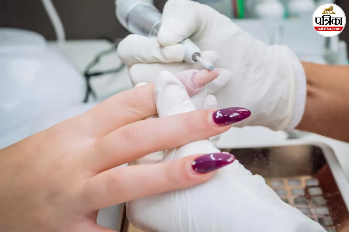 Acrylic Nails, Gel Nail Polish