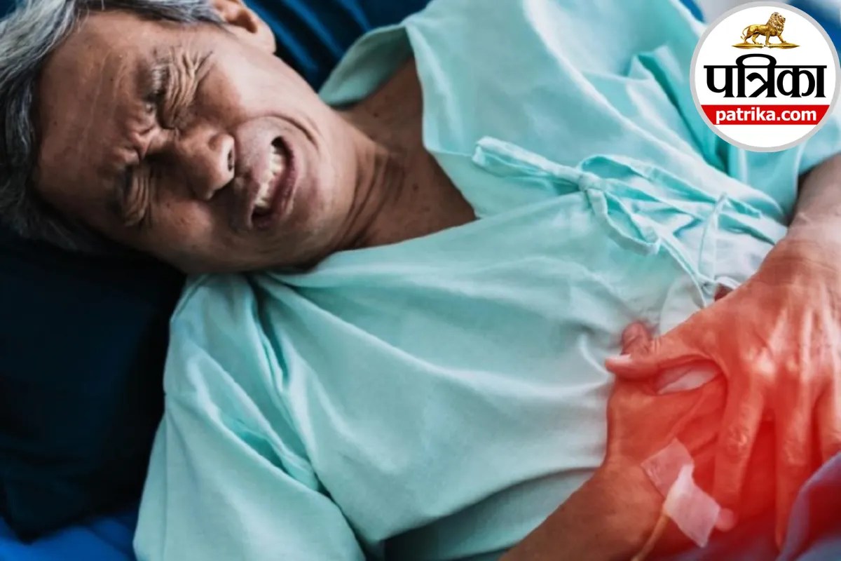 pancreatic cyst symptoms and causes ,unexplained weight loss and abdominal pain,pancreatic cyst vs pseudocyst,