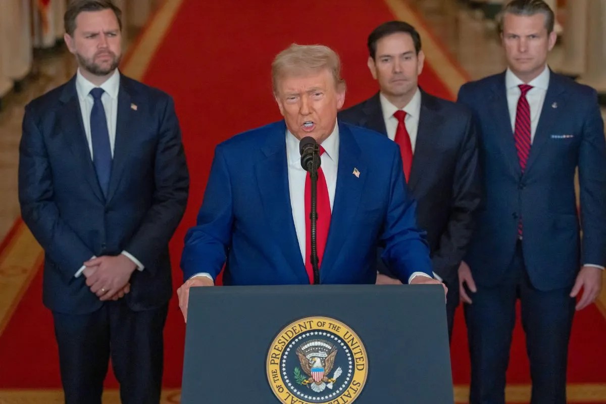 Donald Trump on Iran Pickaxe Mountain.