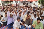 Farmers in Khambhat Stage Sit-in Demanding Regular Water Supply