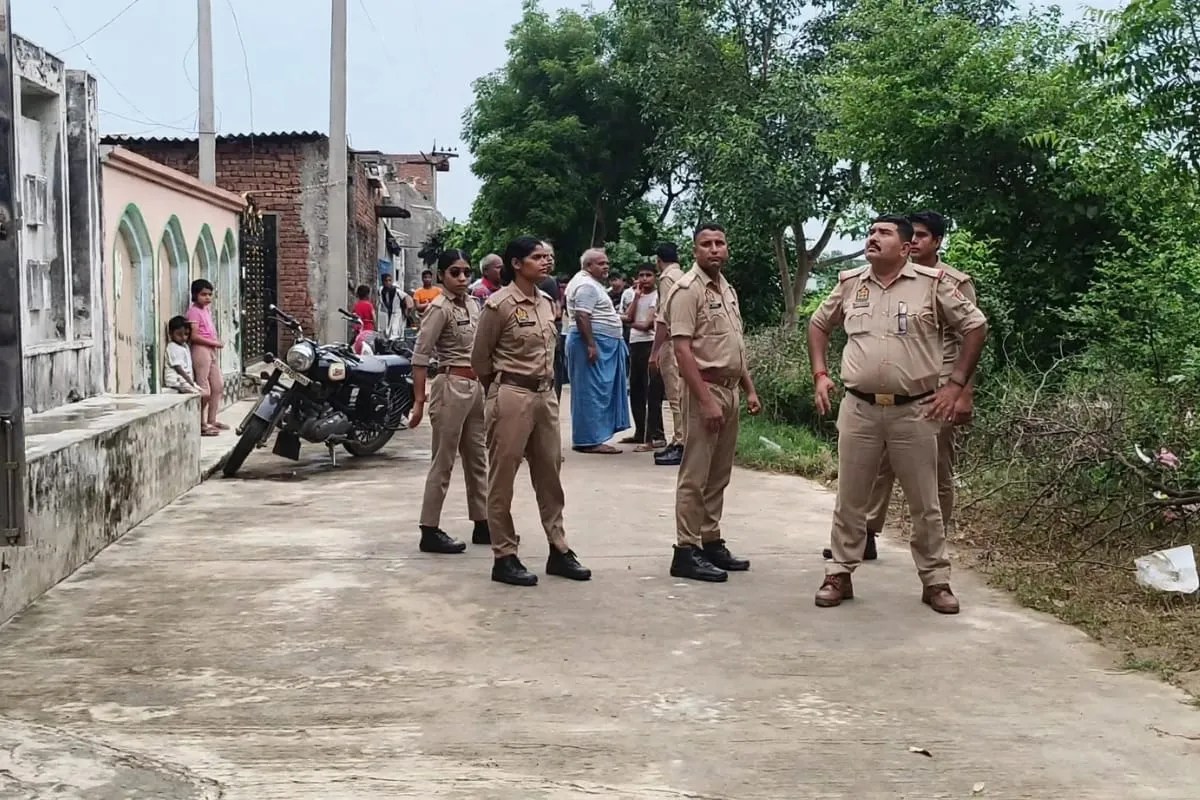 घटनास्थल पर पुलिस, फोटो सोर्स- पत्रिका