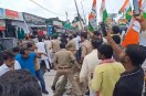 अमेठी में कांग्रेस का प्रदर्शन, पुलिस से झड़प, फोटो सोर्स- X वीडियो ग्रैब