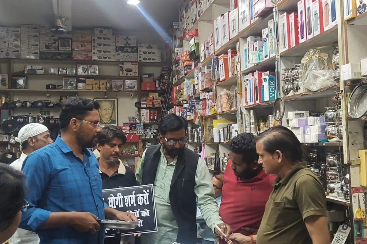 कांग्रेस का हस्ताक्षर अभियान, फोटो सोर्स- आयोजक
