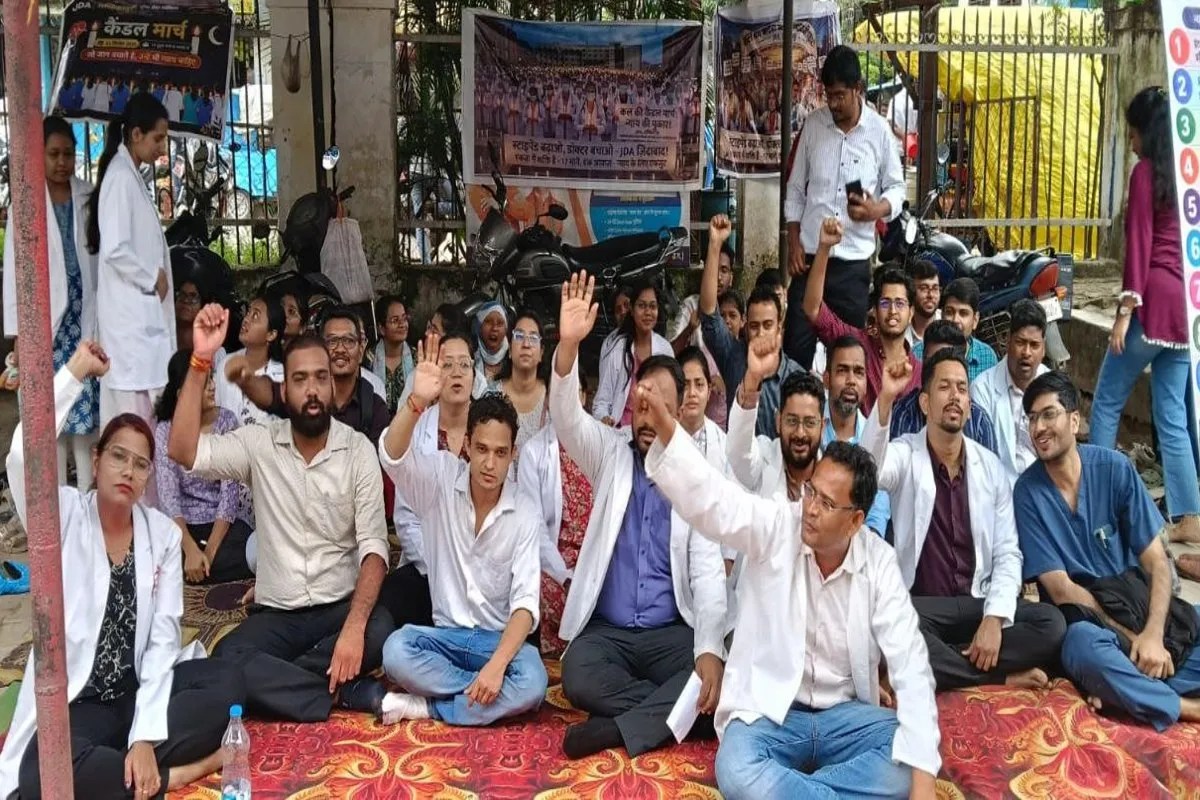 Ambikapur junior doctors protest