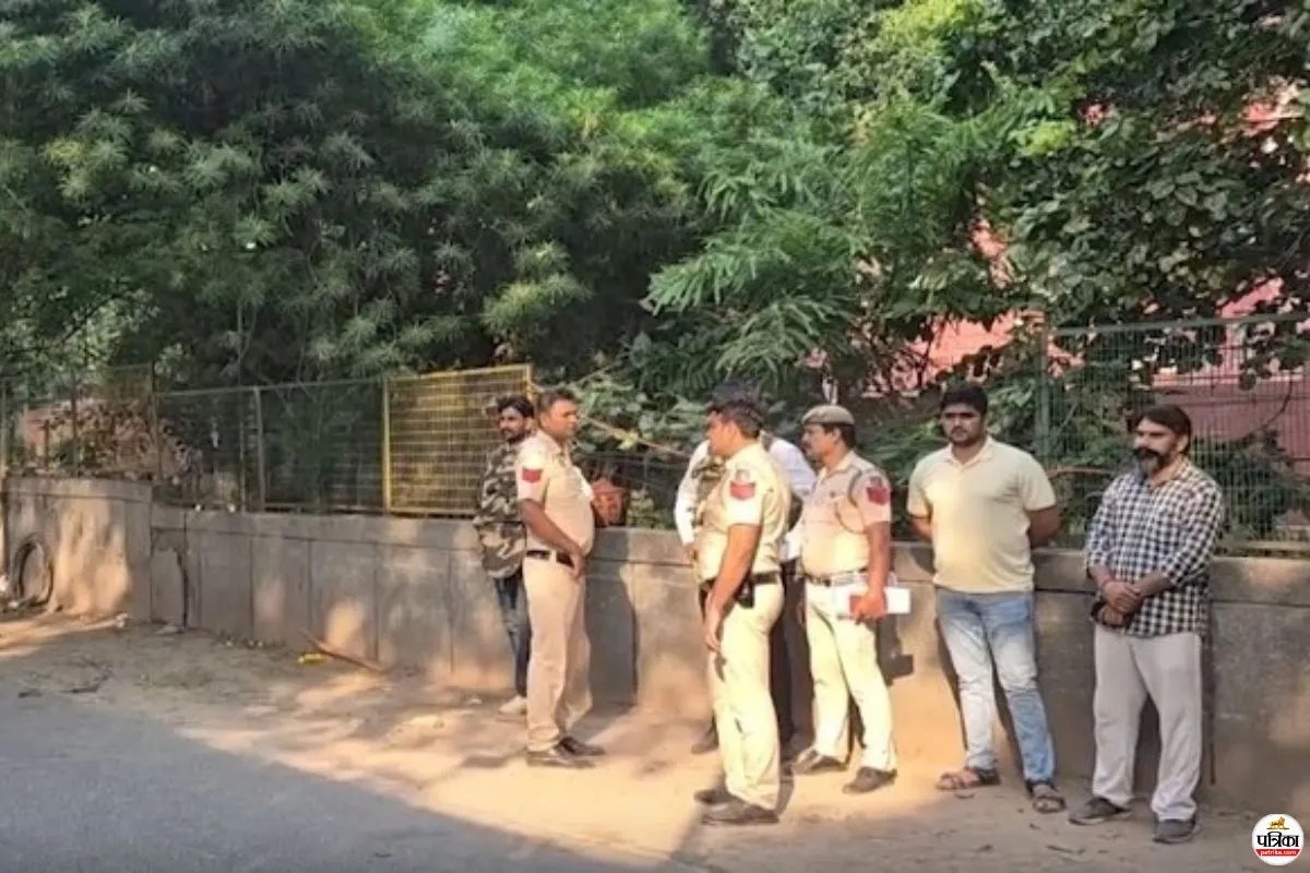 दिल्ली के आस्था कुंज पार्क में नाबालिग से गैंगरेप, सुरक्षा पर सवाल