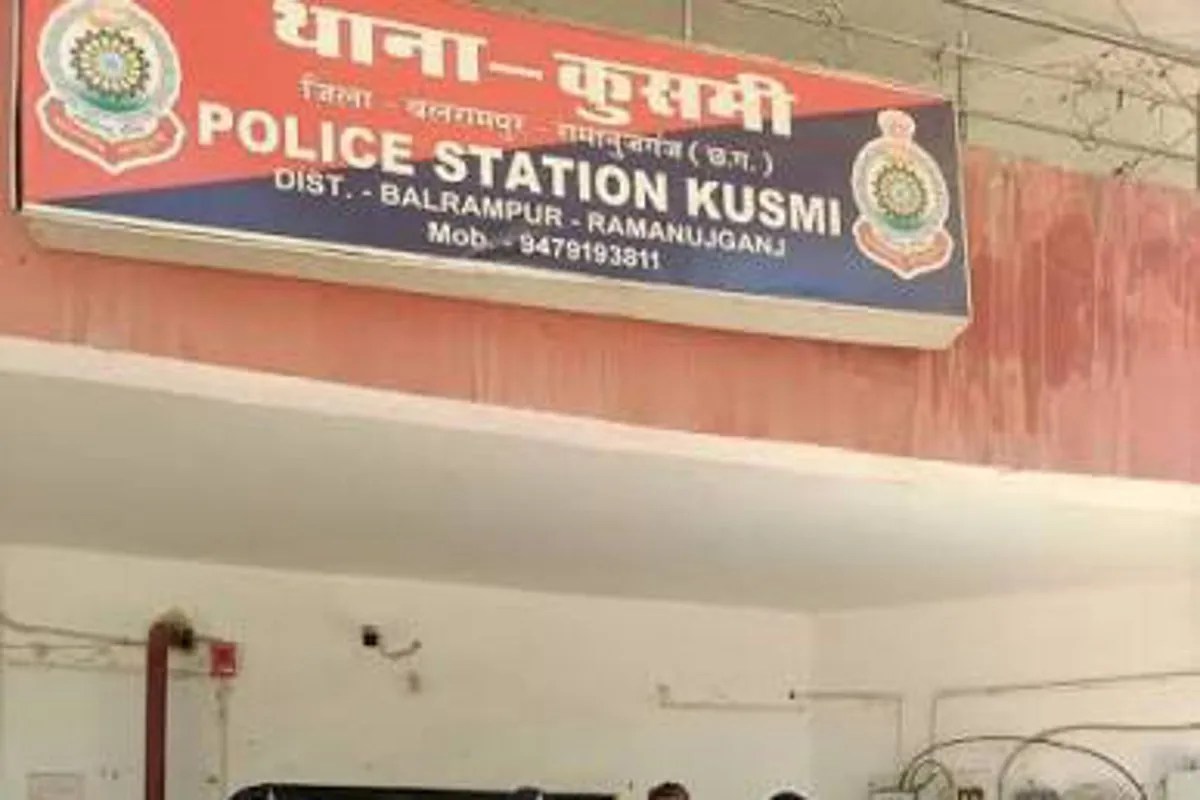 Theft in constable house in Balrampur