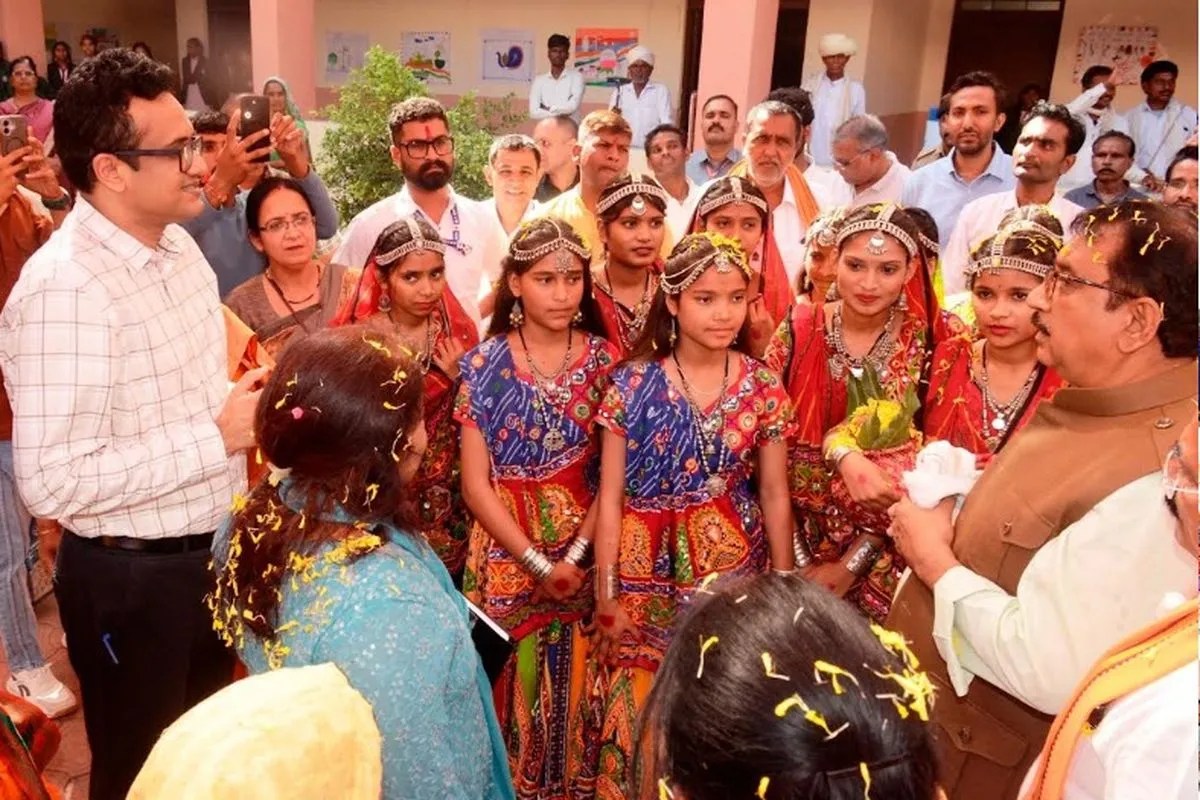 Minister-in-charge Vijay Shah visits Sailana