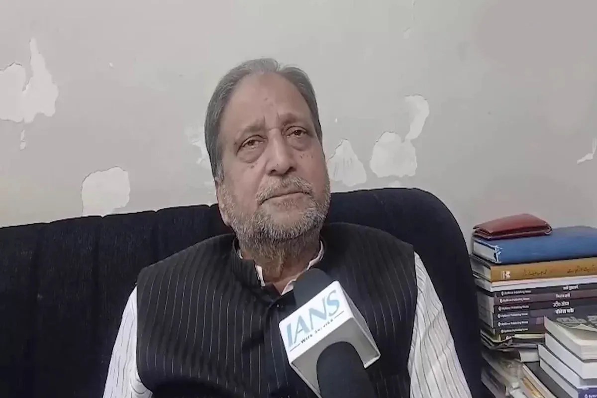 ​​​​​भुजबल को क्लीन चिट पर भड़की NCP (SP): नसीम सिद्दीकी बोले- ‘भाजपा की वॉशिंग मशीन में धुलने का मिला इनाम’