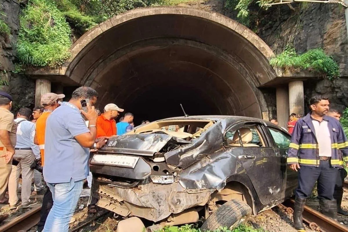 Navi Mumbai Road Accident