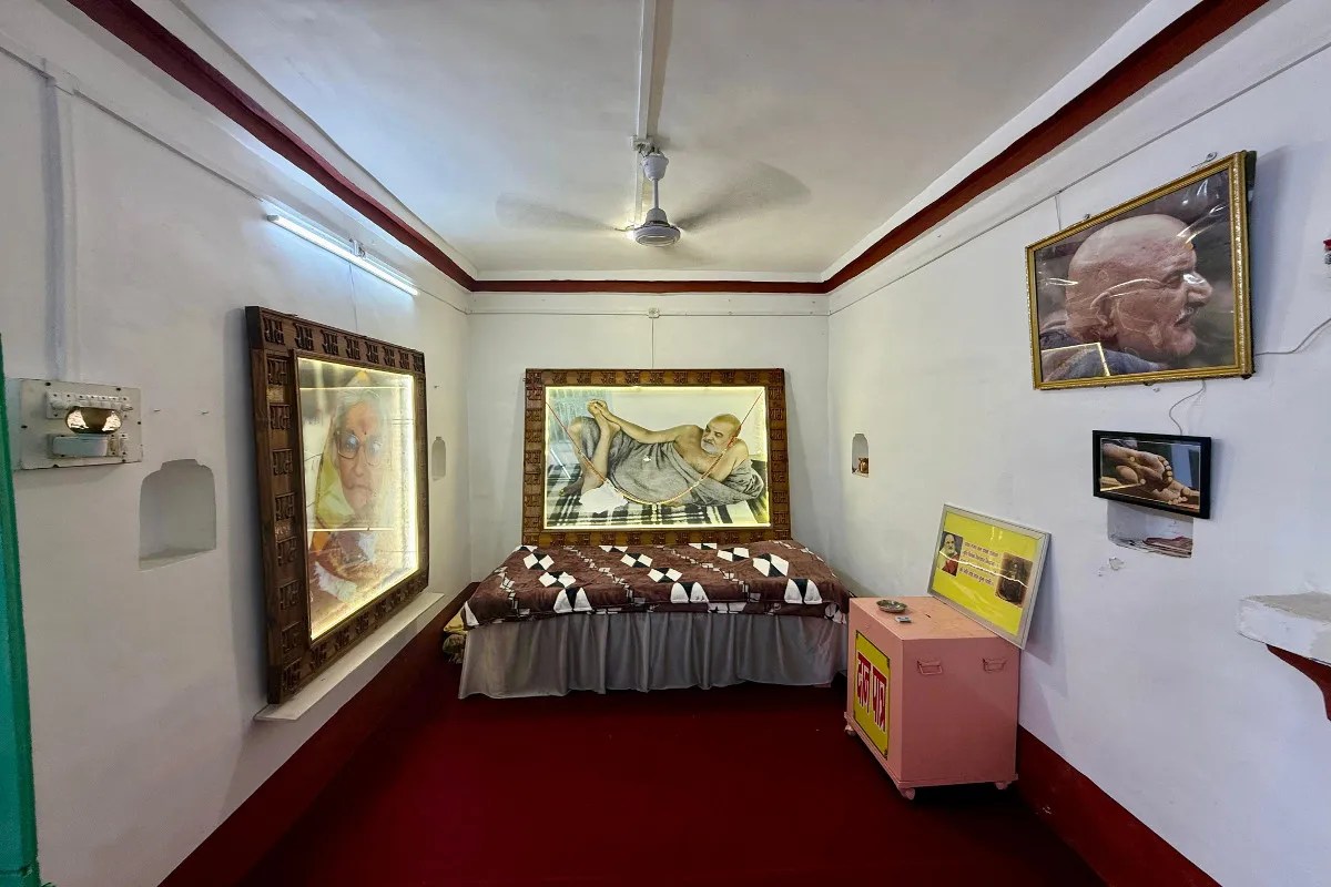 वृंदावन स्थित नीब करौरी बाबा का समाधि स्थल, जहां विशेष टूर के अंतिम दिन पर्यटकों को दर्शन कराया जाएगा (फोटो सोर्स : Ritesh Singh )