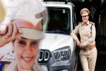 आरटीओ इंस्पेक्टर मीनाक्षी गोखले (Photo Source - Patrika)
