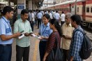 रेलवे स्टेशन पर जरनल टिकट, प्रतिकात्मक फोटो (Photo Source: AI Image)